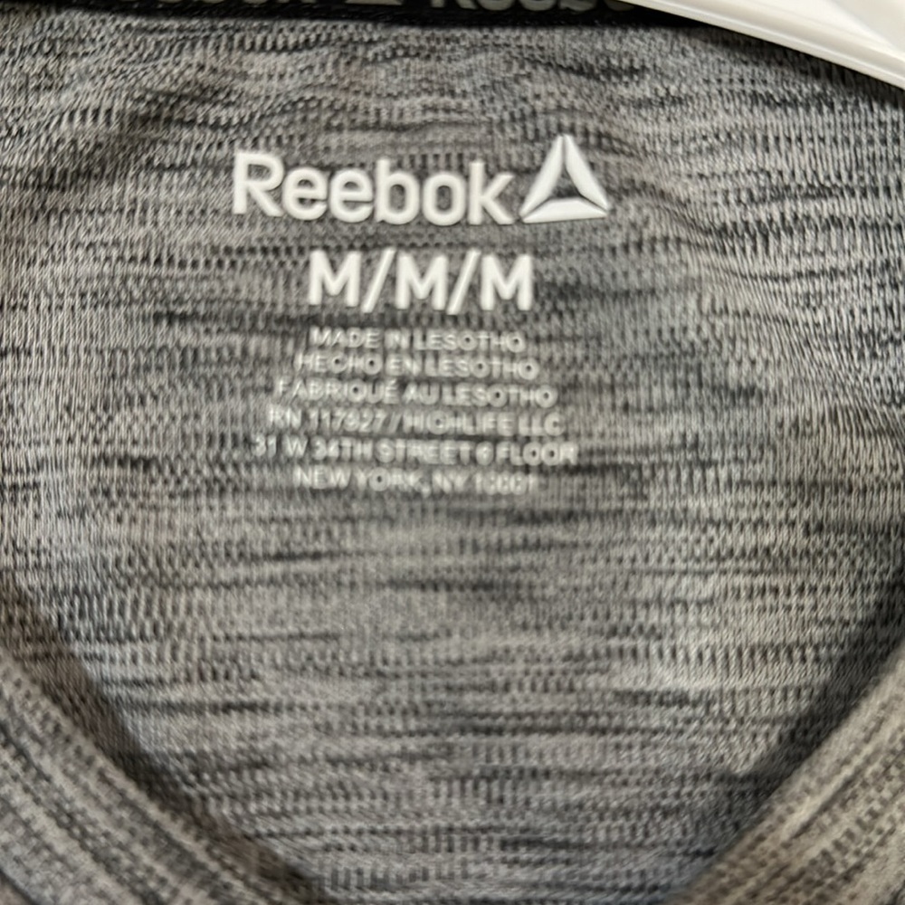 Men’s Reebok t-shirt - Picture 5 of 7